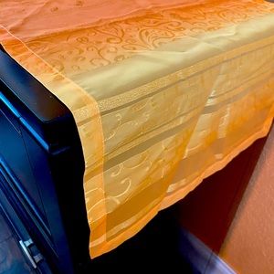 Table runner 4 ft x 14in